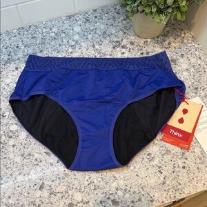 Thinx New Hip Hugger period under blue size 2XL